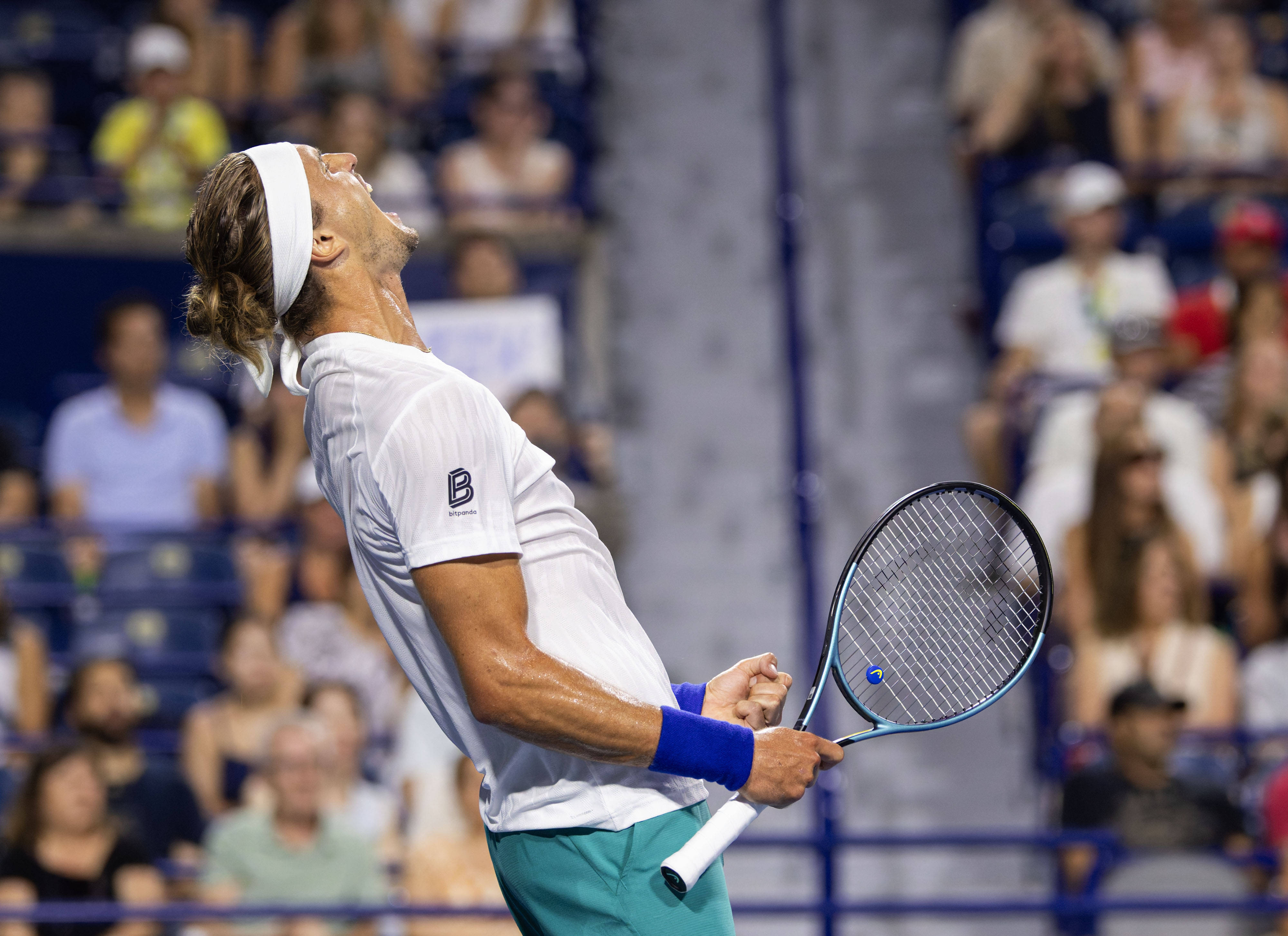 澳网险胜蒙特卡洛大师赛，兹维列夫点燃赛场