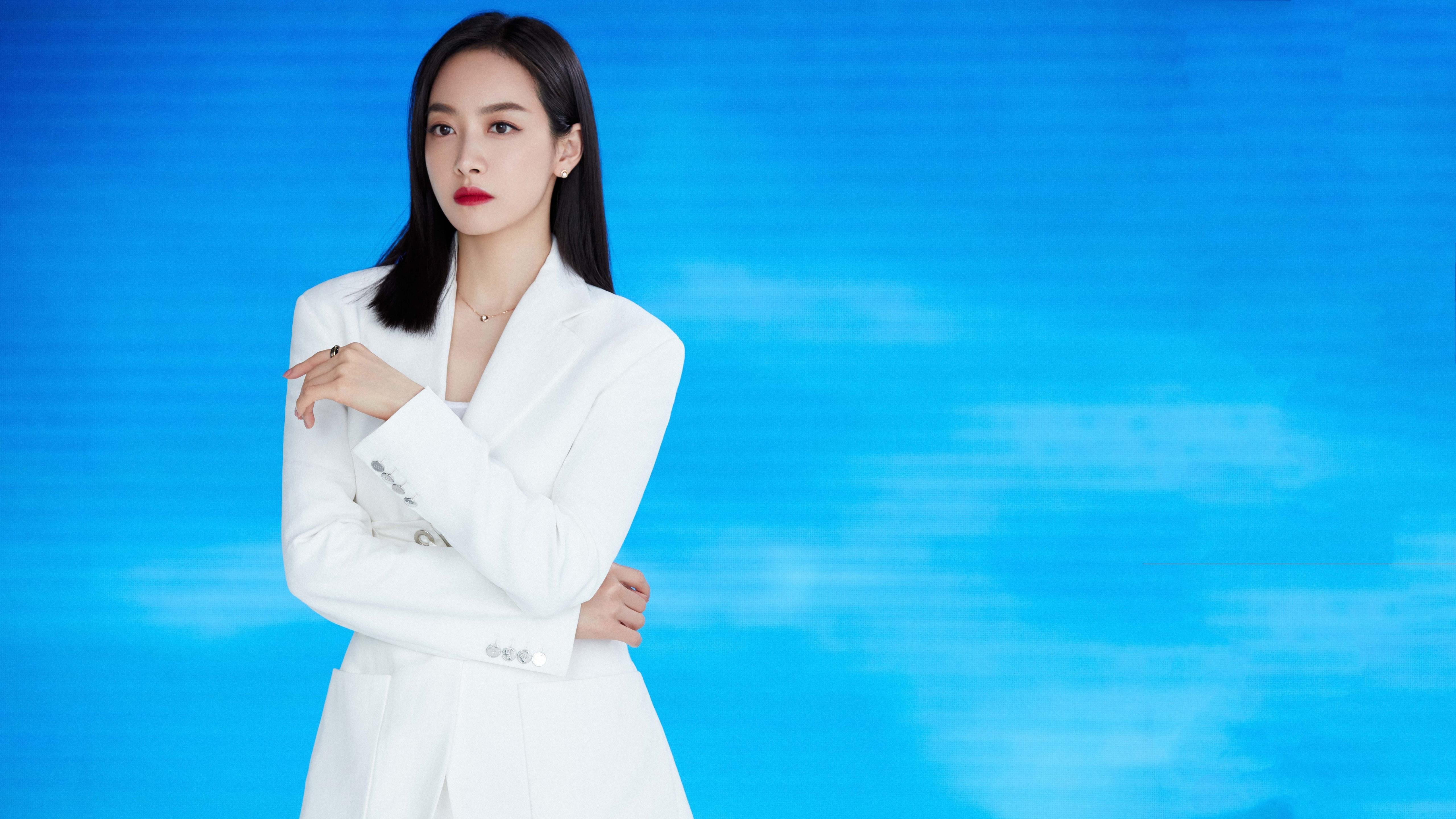 开云体育app-伦纳德狂轰40分孤胆英雄，绿衫军团队风暴力克尼克斯